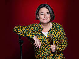 Zoe Lyons: Wiki, Bio, Age, Comedy Career, Wife, Height, Sexuality, Shows